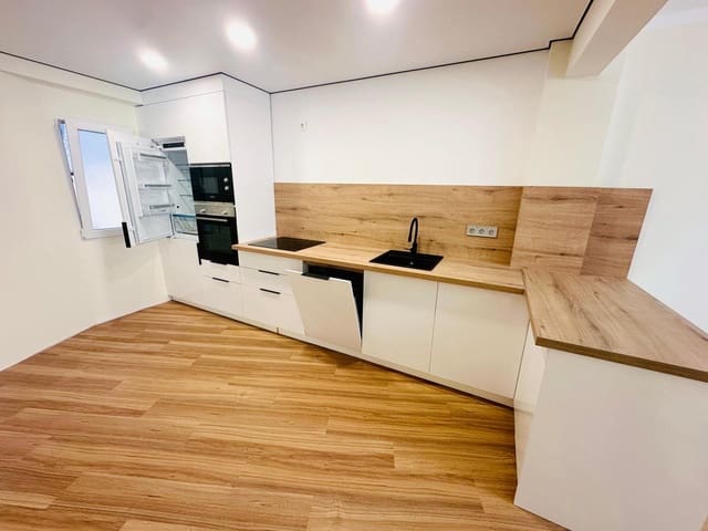 3 sypialnia Apartament na sprzedaż w Miasto Alicante / Alacant - 252 000 € (Ref: 8948859)