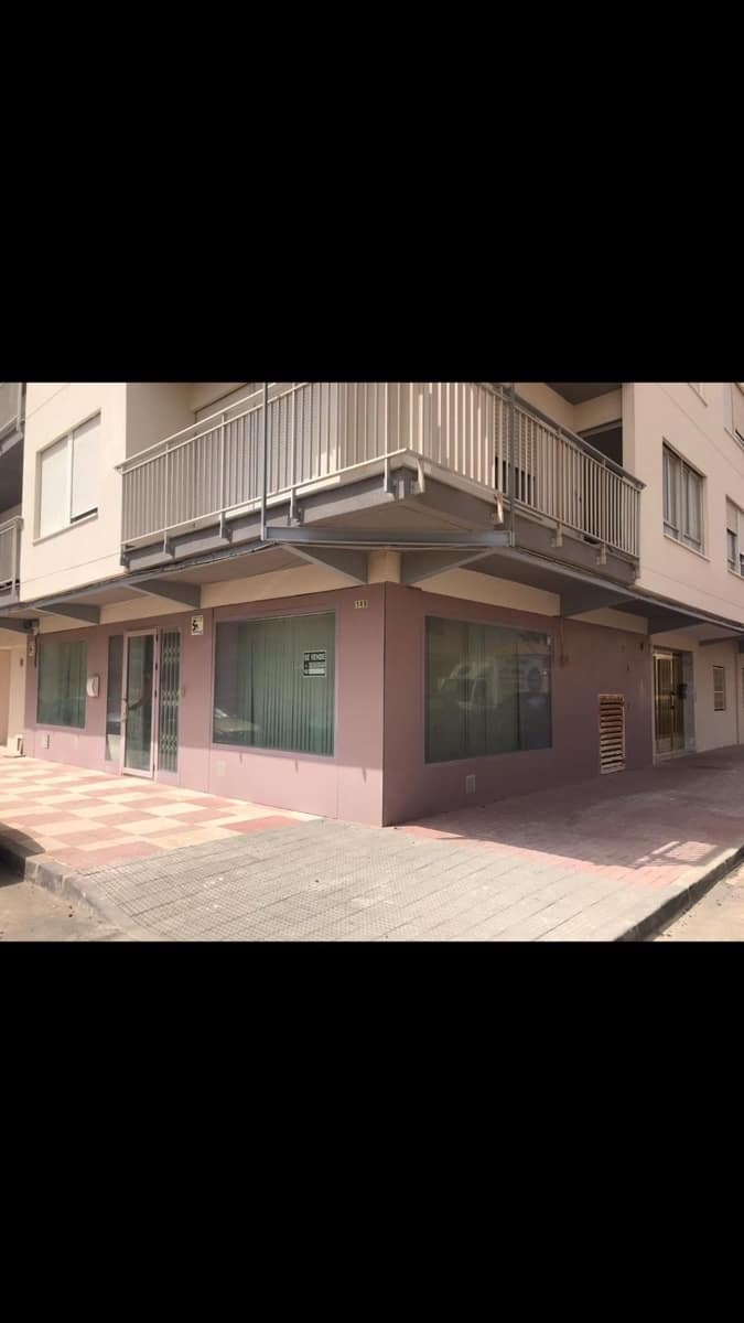 Kontor til salg i Torrevieja - € 130.000 (Ref: 8962370)