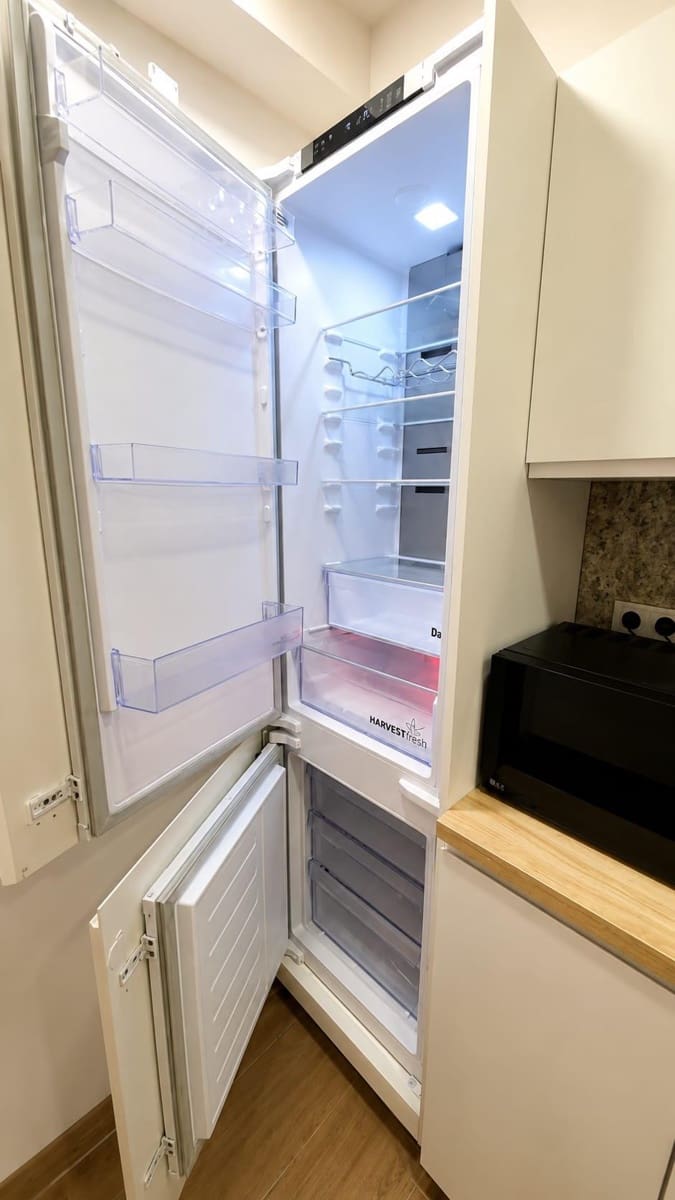 Kaupallinen myytävänä paikassa Alicante kaupunki - 159 000 € (Ref: 8972448)