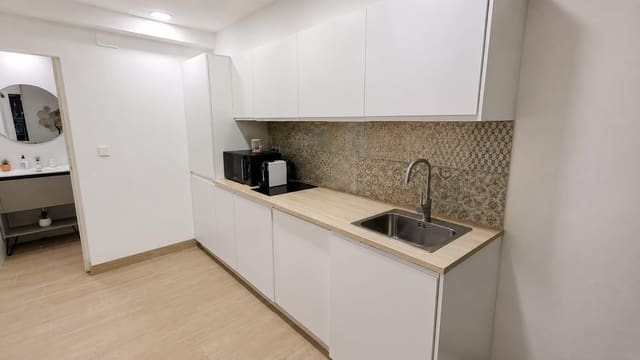 Erhverv til salg i Albufereta, Alicante by - € 159.000 (Ref: 8972448)
