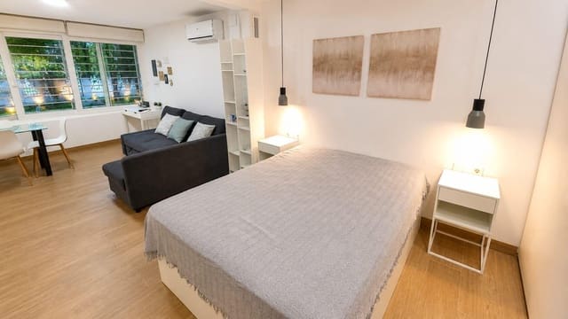 Erhverv til salg i Albufereta, Alicante by - € 159.000 (Ref: 8972448)
