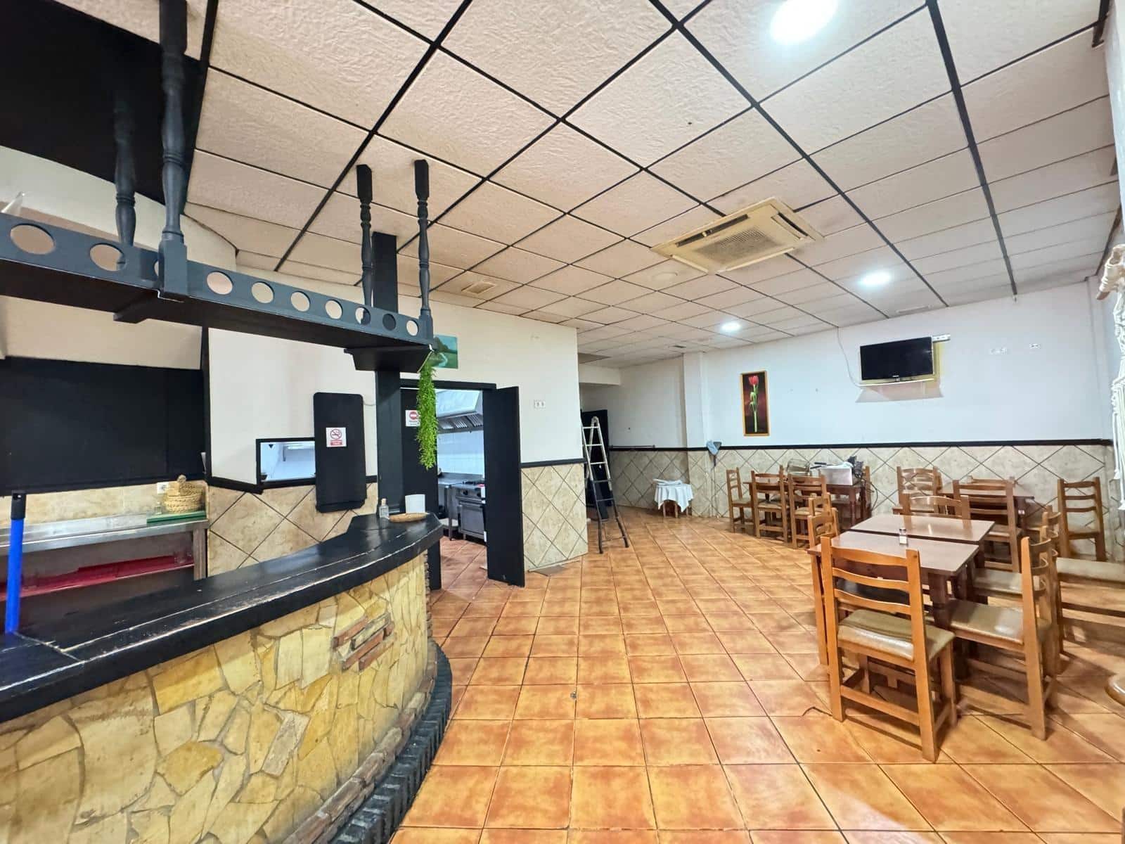 Virksomhed til salg i Torrevieja - € 165.000 (Ref: 8982352)