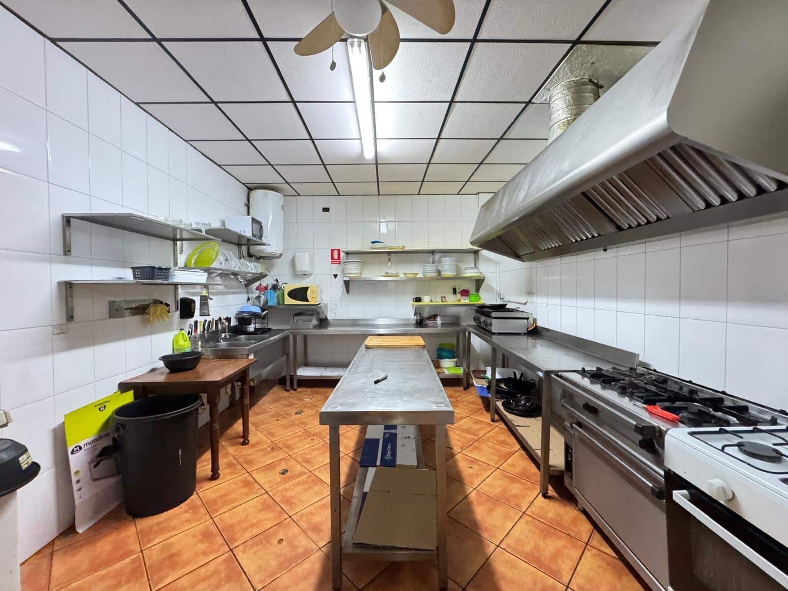 Virksomhed til salg i Torrevieja - € 165.000 (Ref: 8982352)