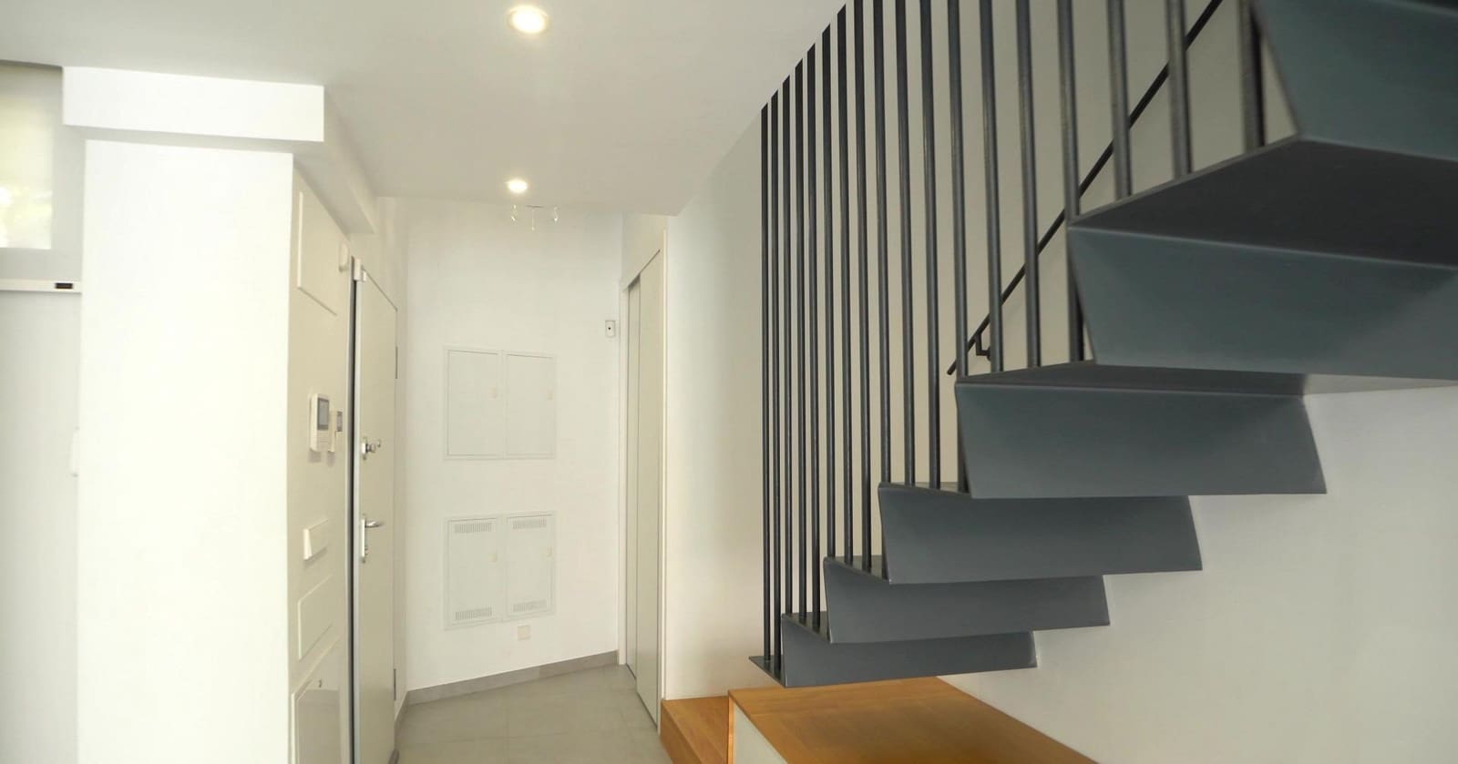 Apartamento de 4 habitaciones en La Villajoyosa / Vila Joiosa en venta con piscina garaje - 560.000 € (Ref: 8992239)