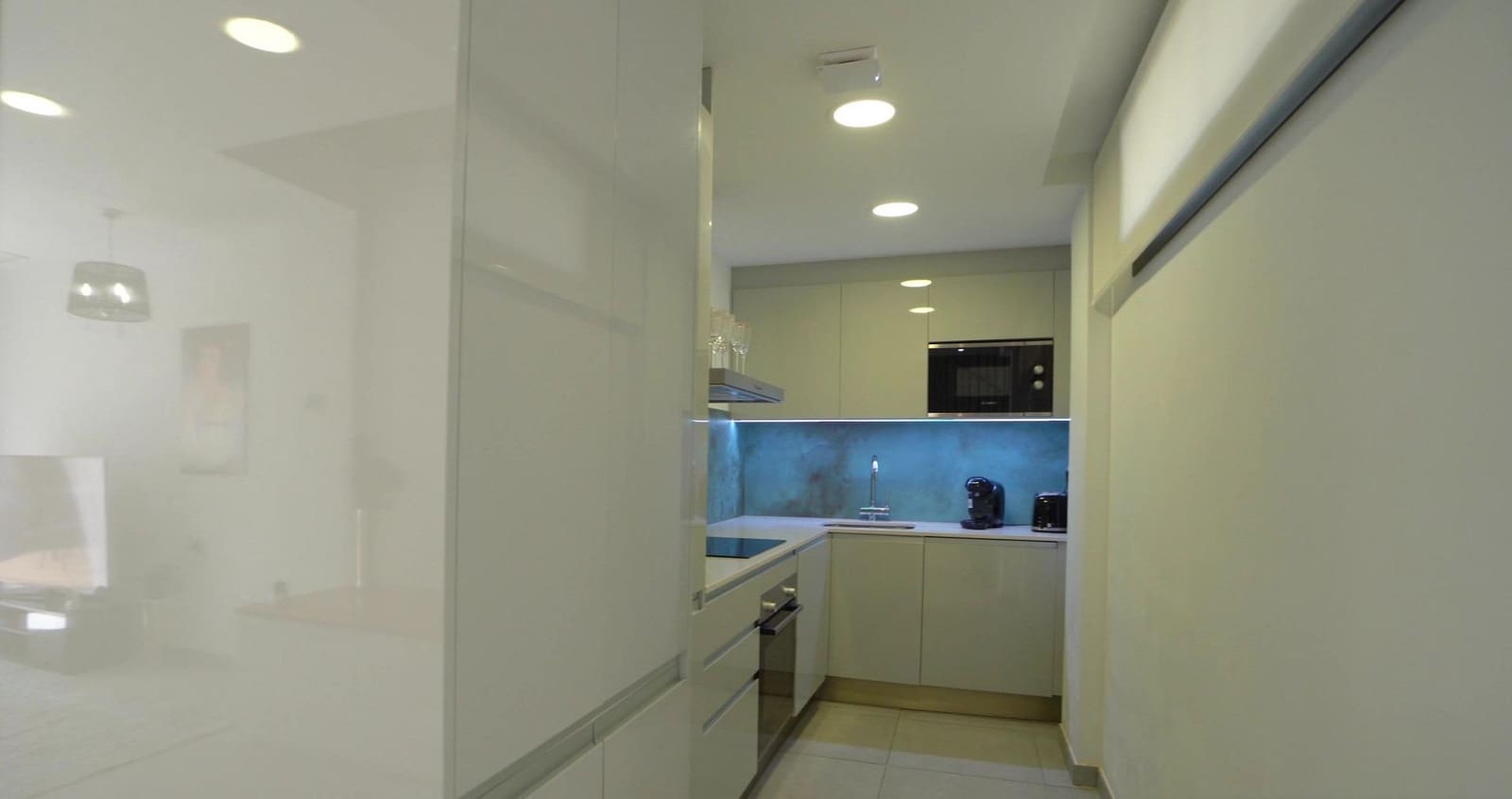 Apartamento de 4 habitaciones en La Villajoyosa / Vila Joiosa en venta con piscina garaje - 560.000 € (Ref: 8992239)