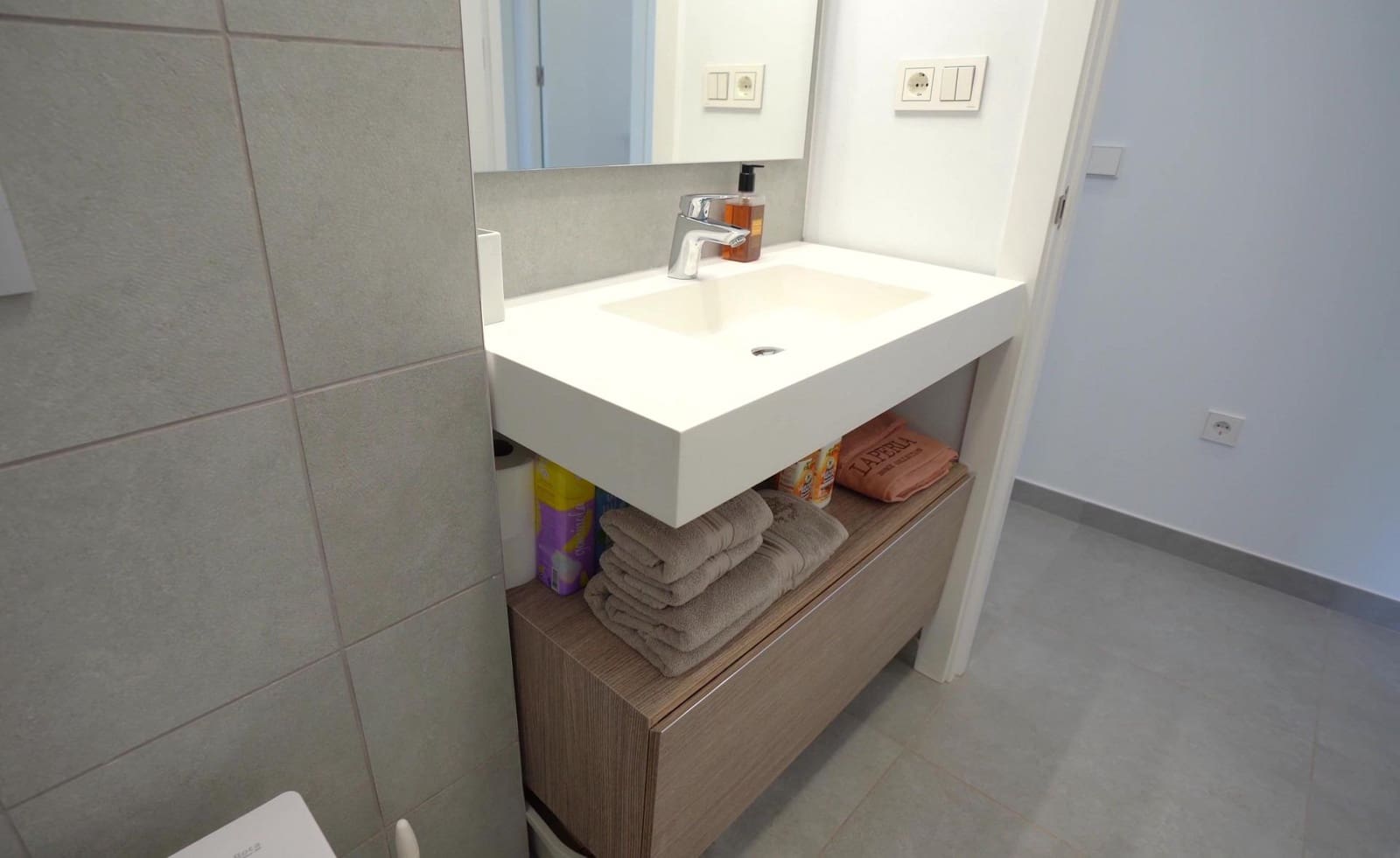 Apartamento de 4 habitaciones en La Villajoyosa / Vila Joiosa en venta con piscina garaje - 560.000 € (Ref: 8992239)