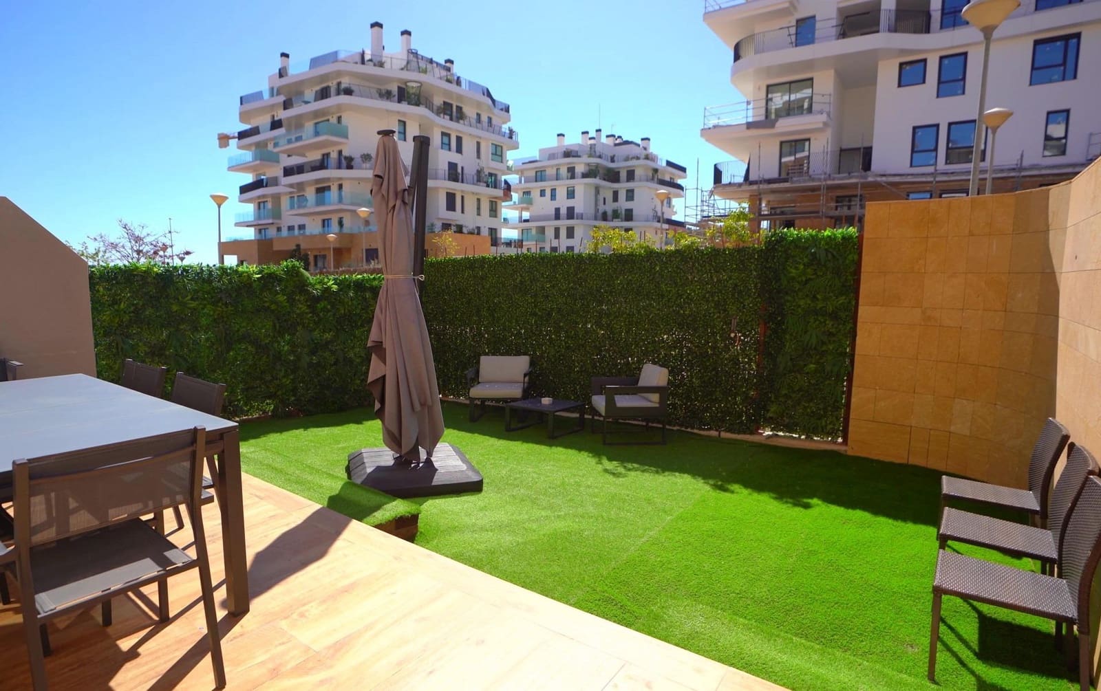 Apartamento de 4 habitaciones en La Villajoyosa / Vila Joiosa en venta con piscina garaje - 560.000 € (Ref: 8992239)
