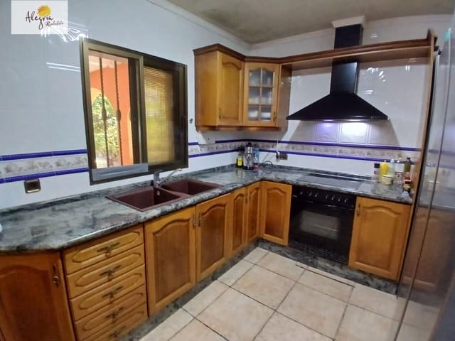 5 soverom Villa til salgs i Albalat dels Tarongers med svømmebasseng garasje - € 325 000 (Ref: 8999518)