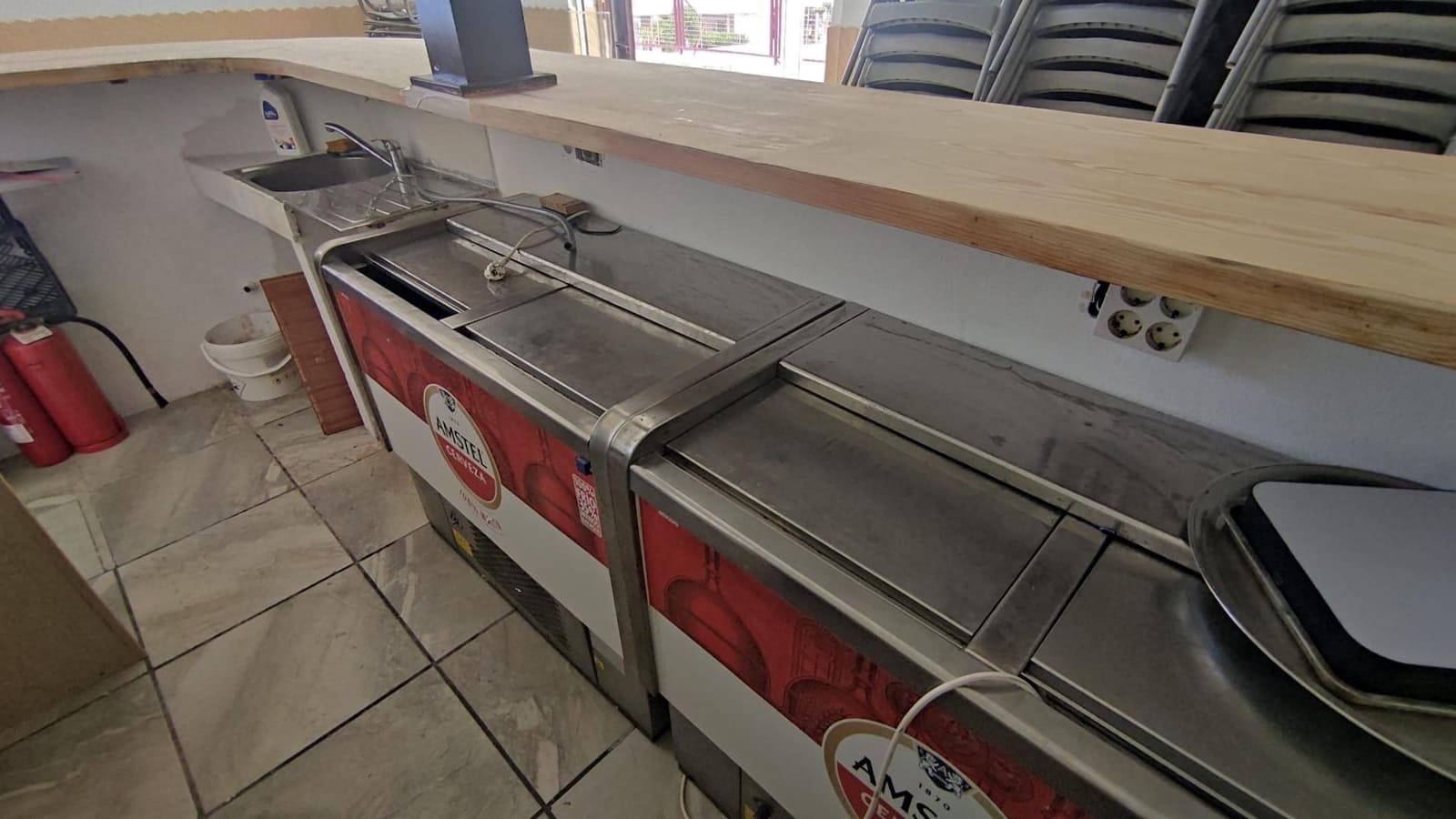 Commercial for sale in Alicante / Alacant city - € 125,000 (Ref: 8999522)