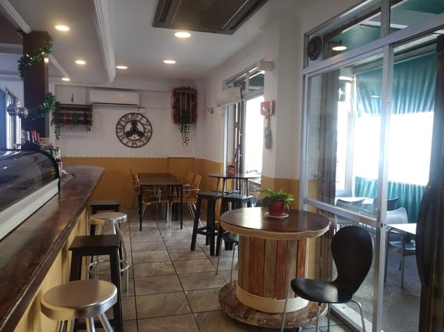 Kommersiell till salu i San Gabriel, Alicante stad - 125 000 € (Ref: 8999522)