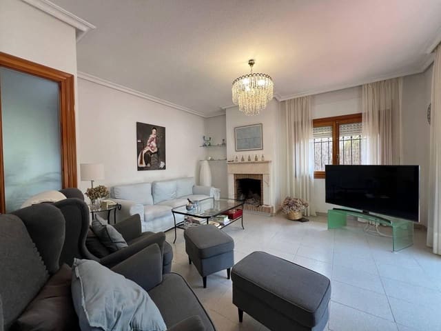 5 soverom Villa til salgs i Pozuelo de Alarcón med svømmebasseng garasje - € 1 450 000 (Ref: 8999525)