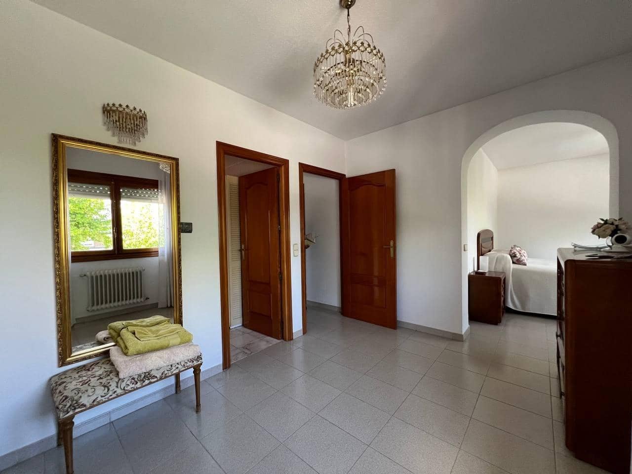 5 soverom Villa til salgs i Pozuelo de Alarcon med svømmebasseng garasje - € 1 450 000 (Ref: 8999525)