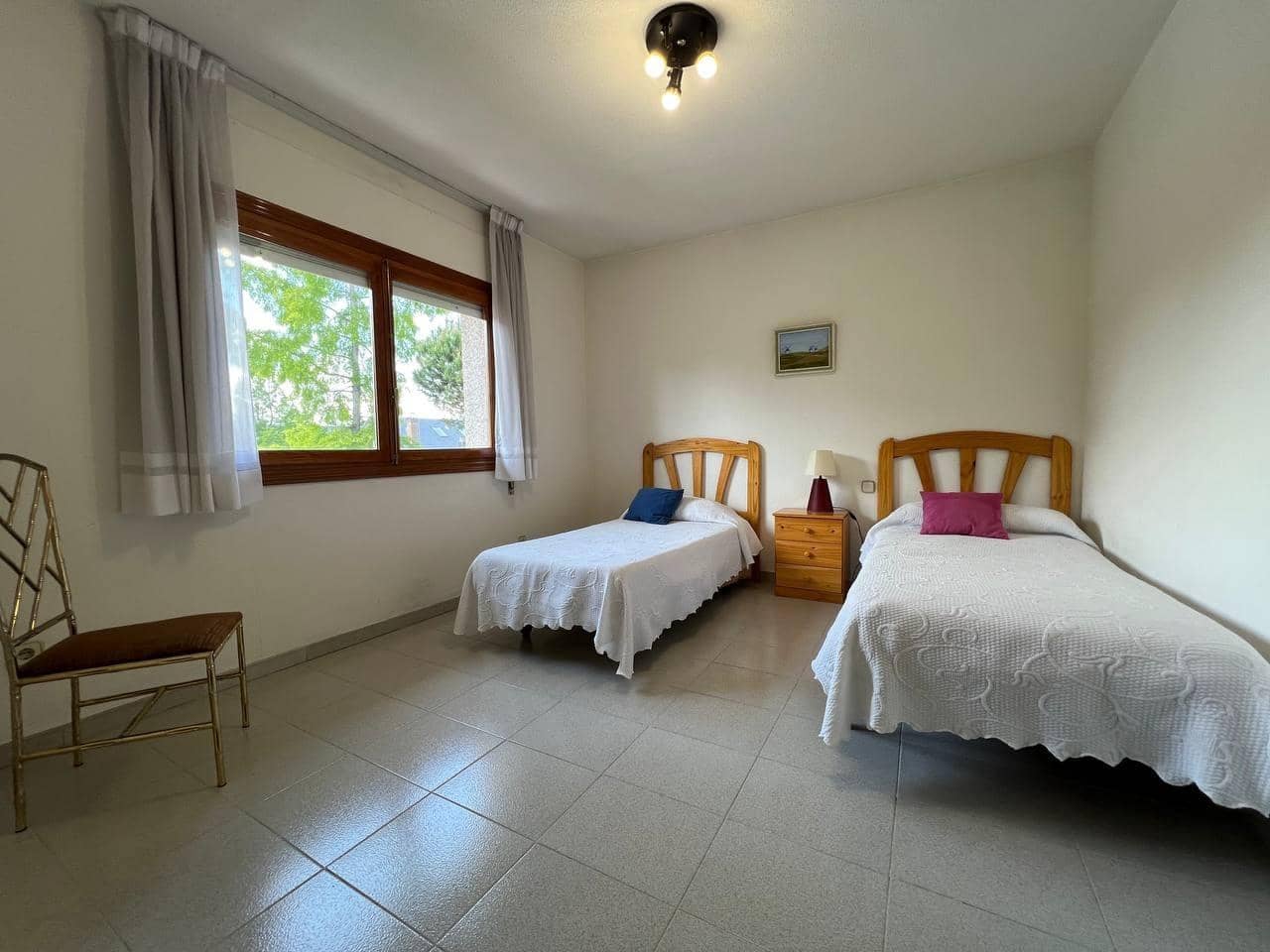 5 soverom Villa til salgs i Pozuelo de Alarcon med svømmebasseng garasje - € 1 450 000 (Ref: 8999525)