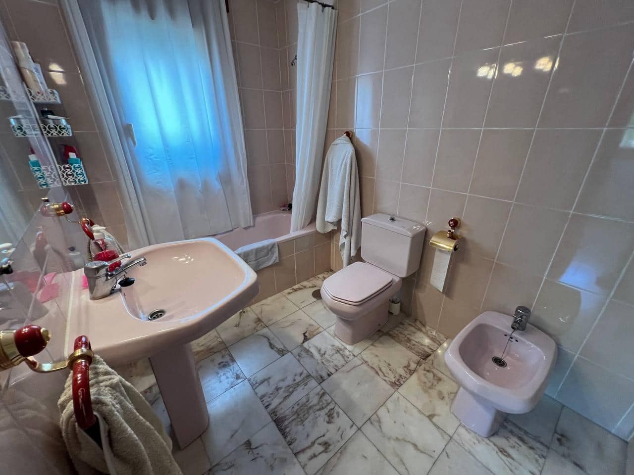 5 soverom Villa til salgs i Pozuelo de Alarcon med svømmebasseng garasje - € 1 450 000 (Ref: 8999525)