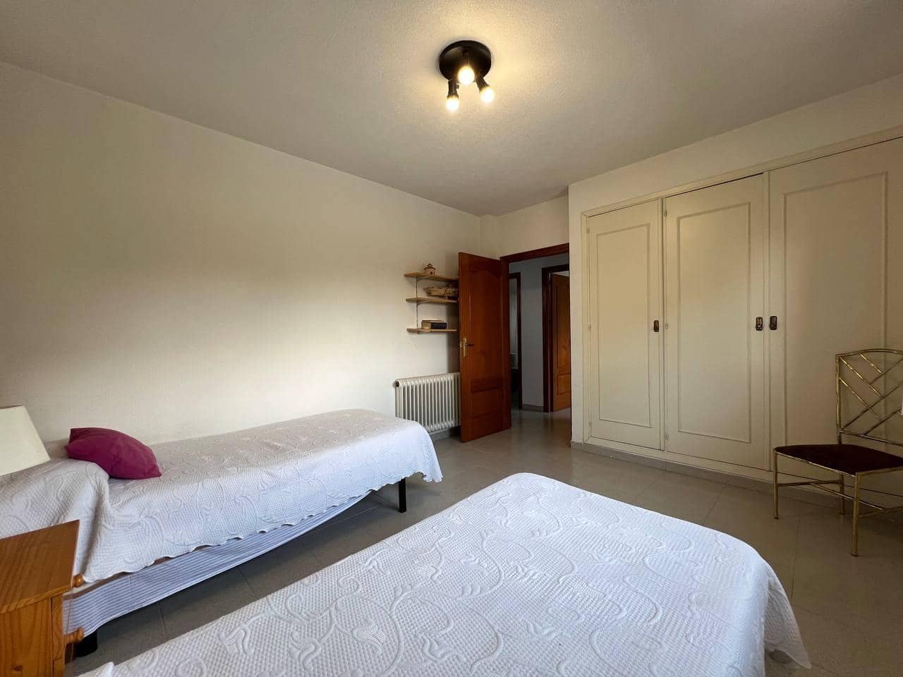 5 soverom Villa til salgs i Pozuelo de Alarcon med svømmebasseng garasje - € 1 450 000 (Ref: 8999525)