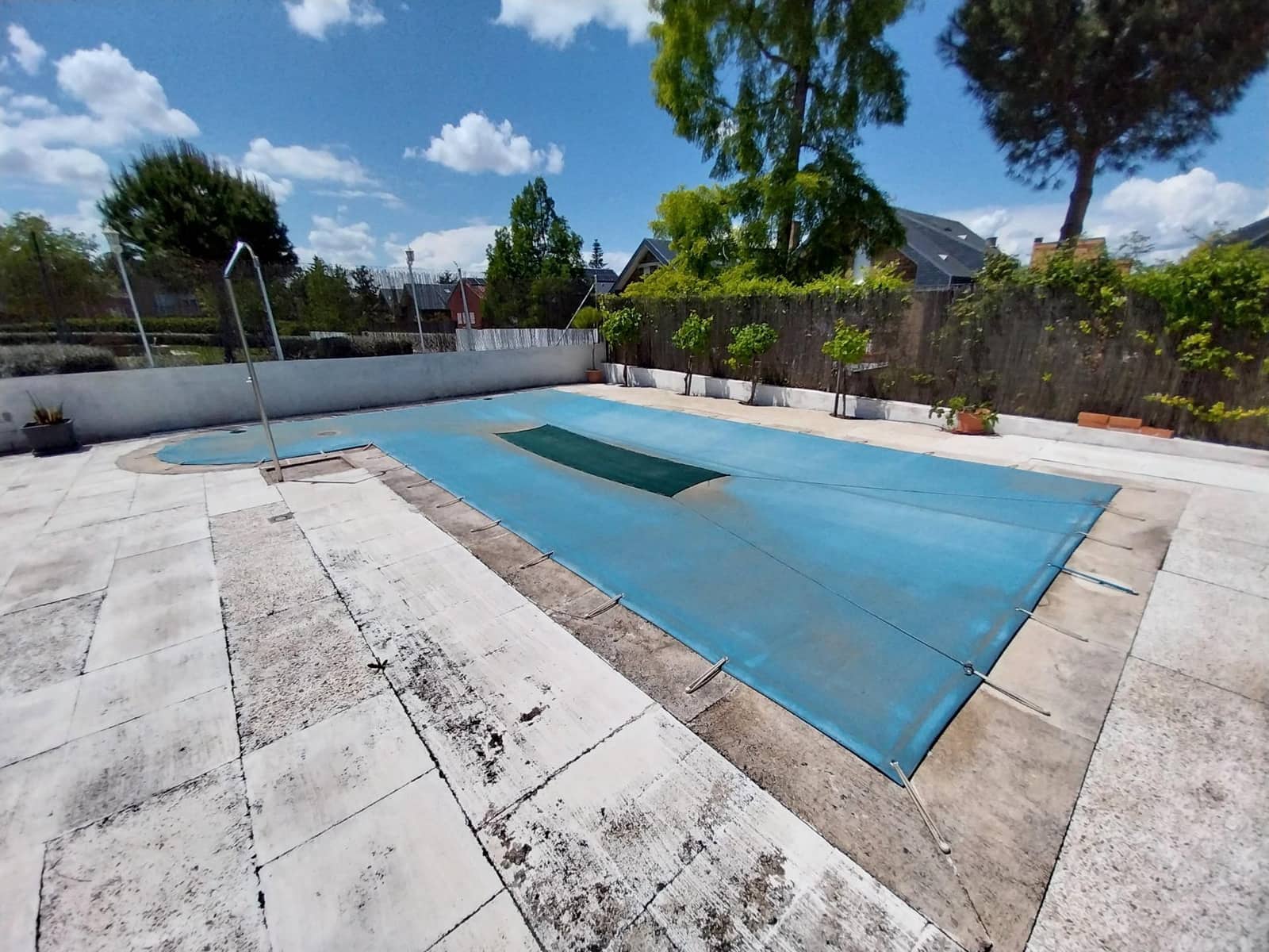 5 soverom Villa til salgs i Pozuelo de Alarcon med svømmebasseng garasje - € 1 450 000 (Ref: 8999525)