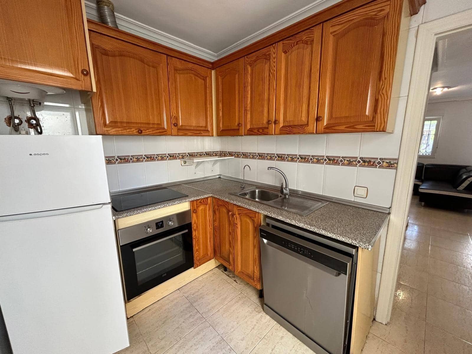 2 bedroom Apartment for sale in Torrevieja with pool - € 198,000 (Ref: 8999526)