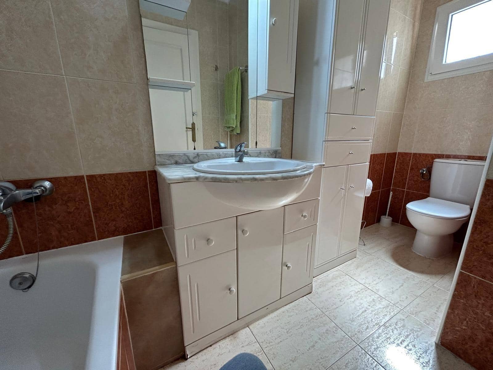 2 bedroom Apartment for sale in Torrevieja with pool - € 198,000 (Ref: 8999526)