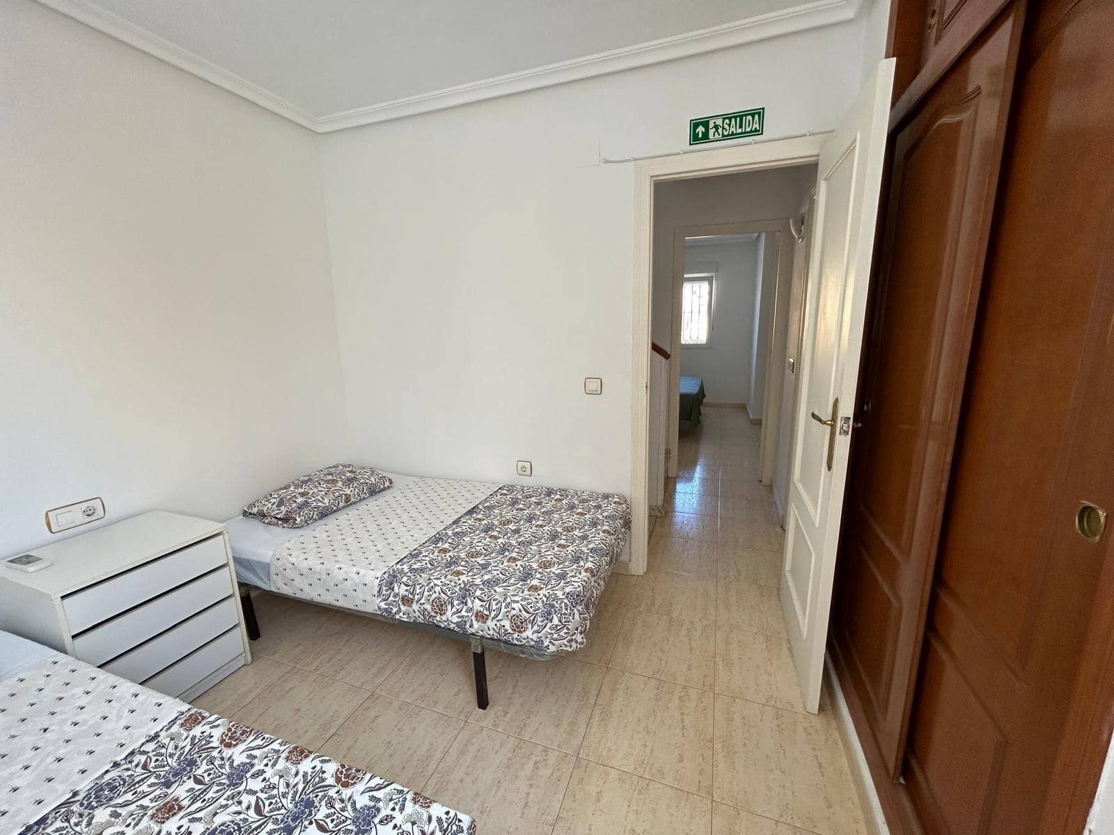 2 bedroom Apartment for sale in Torrevieja with pool - € 198,000 (Ref: 8999526)