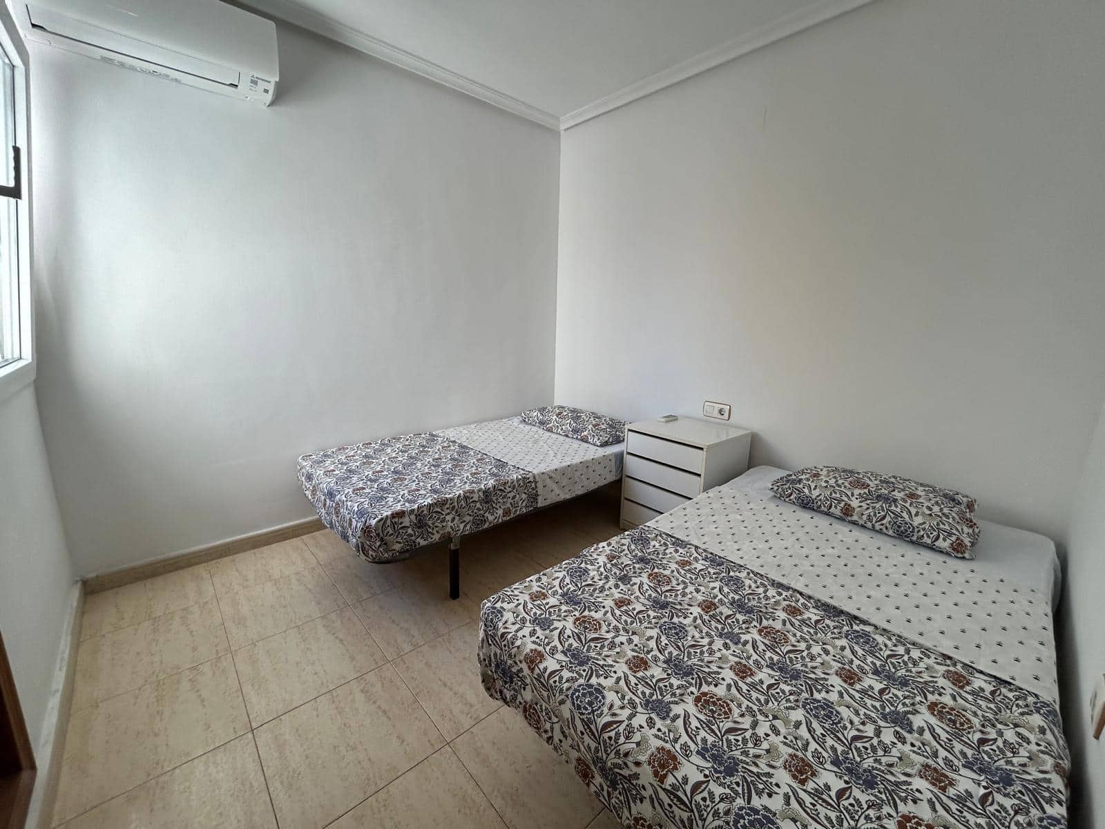 2 bedroom Apartment for sale in Torrevieja with pool - € 198,000 (Ref: 8999526)