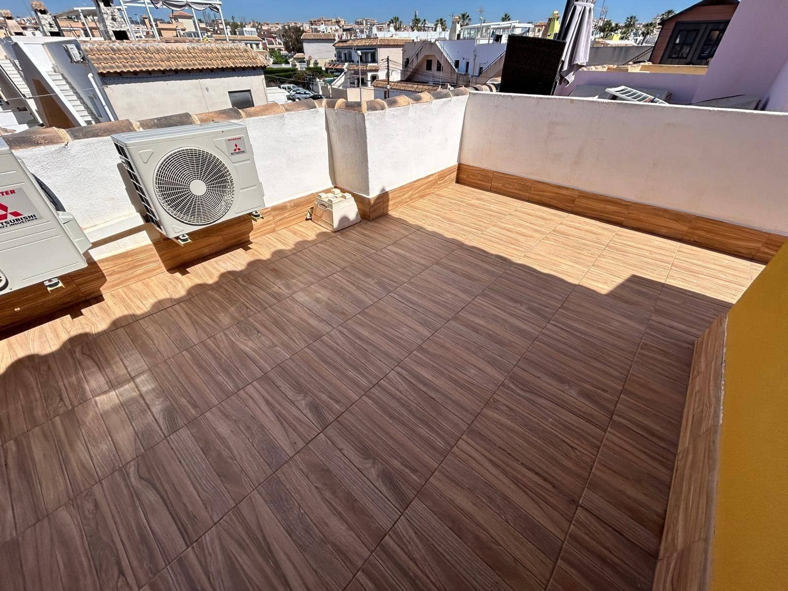 2 bedroom Apartment for sale in Torrevieja with pool - € 198,000 (Ref: 8999526)