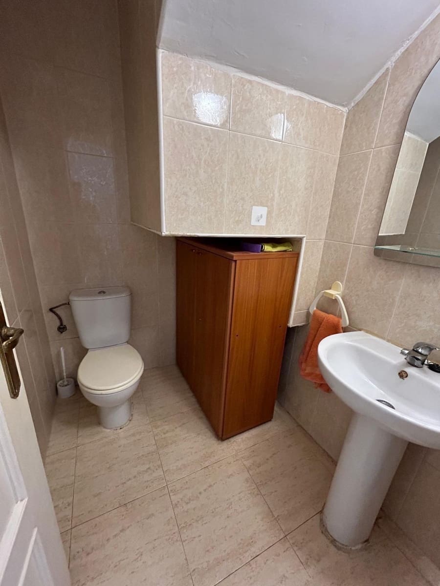 2 bedroom Apartment for sale in Torrevieja with pool - € 198,000 (Ref: 8999526)