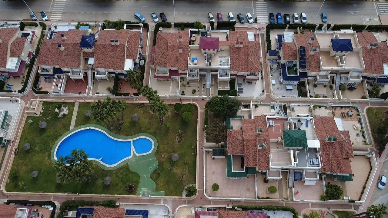 2 sovrum Bungalow till salu i Orihuela Costa med pool - 174 900 € (Ref: 8999527)