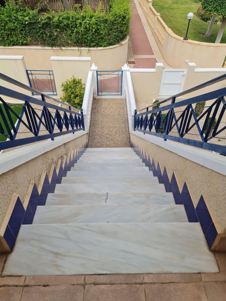 2 sovrum Bungalow till salu i Orihuela Costa med pool - 174 900 € (Ref: 8999527)