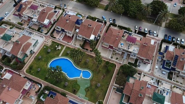 2 bedroom Bungalow for sale in Punta Prima, Orihuela with pool - € 174,900 (Ref: 8999527)