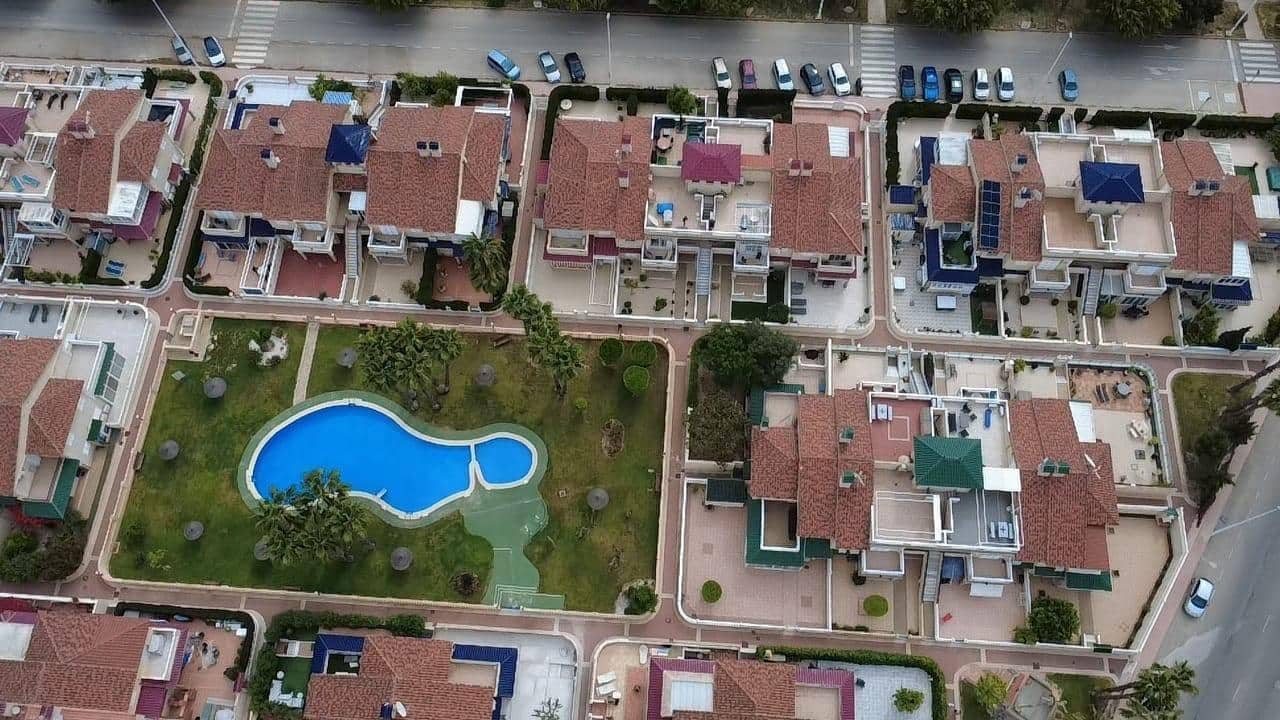 2 sovrum Bungalow till salu i Orihuela Costa med pool - 174 900 € (Ref: 8999527)