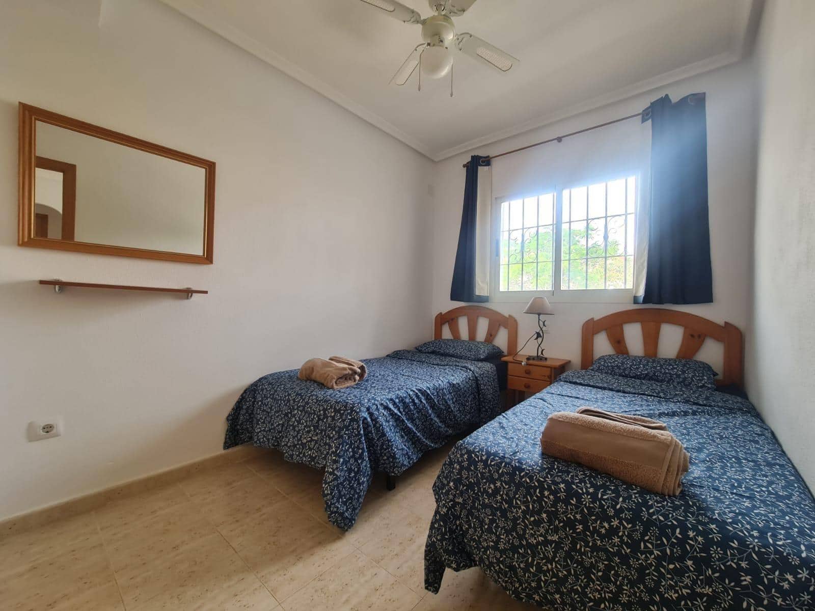 2 sovrum Bungalow till salu i Orihuela Costa med pool - 174 900 € (Ref: 8999527)