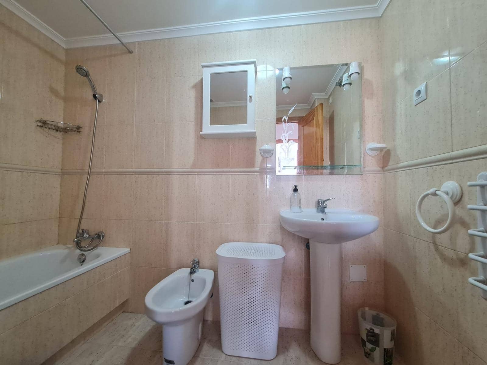 2 sovrum Bungalow till salu i Orihuela Costa med pool - 174 900 € (Ref: 8999527)