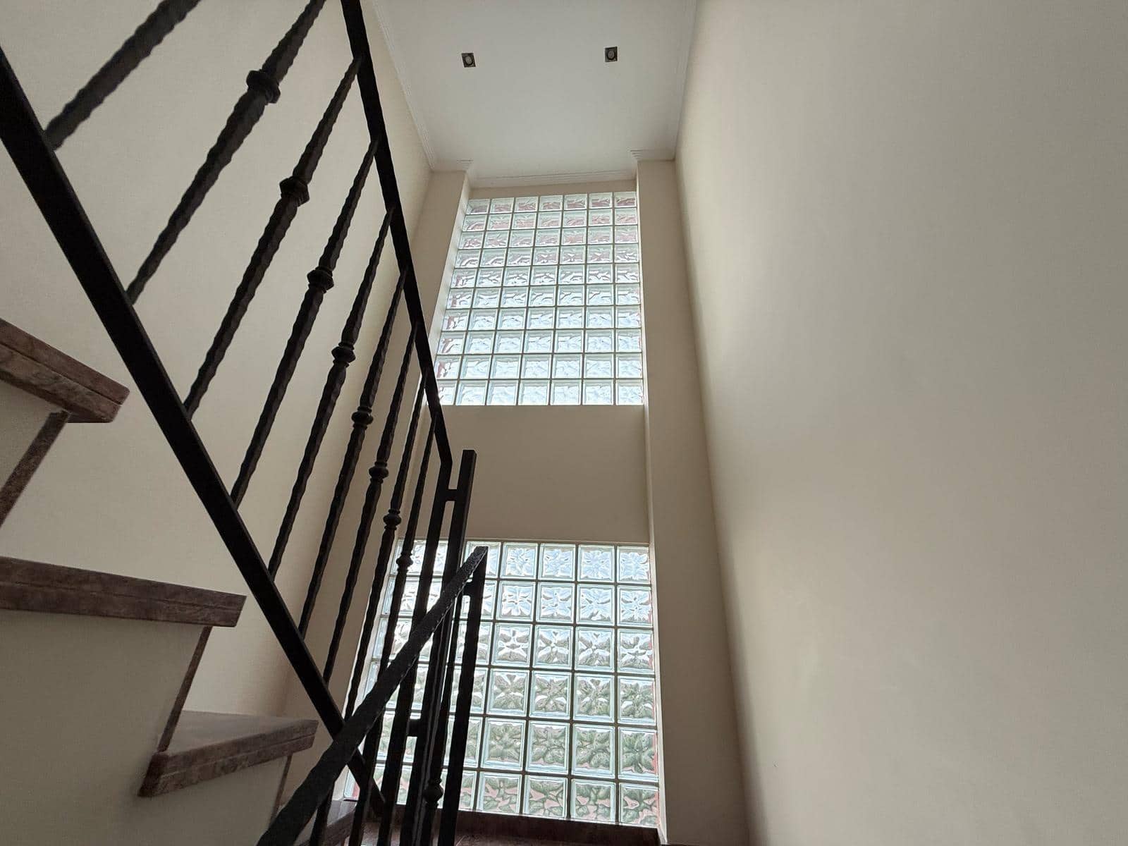 7 sypialnia Willa na sprzedaż w Santa Pola z basenem garażem - 1 375 000 € (Ref: 8999529)