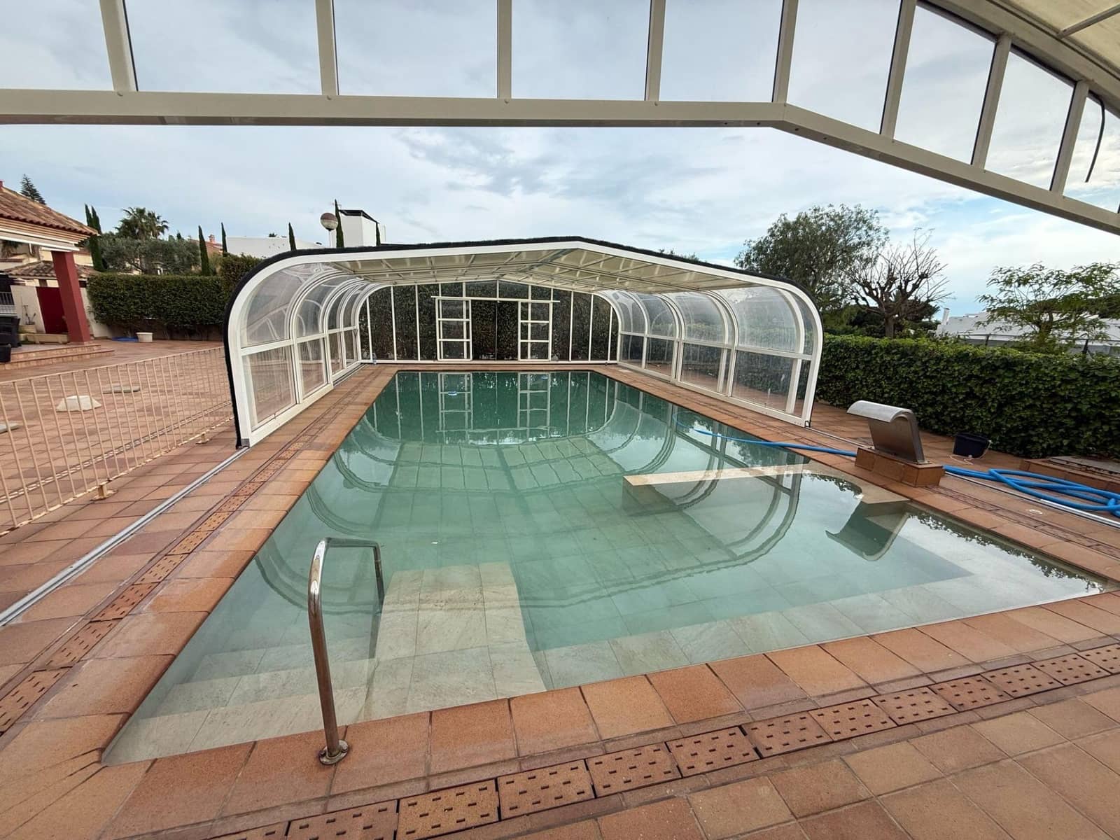 7 sypialnia Willa na sprzedaż w Santa Pola z basenem garażem - 1 375 000 € (Ref: 8999529)