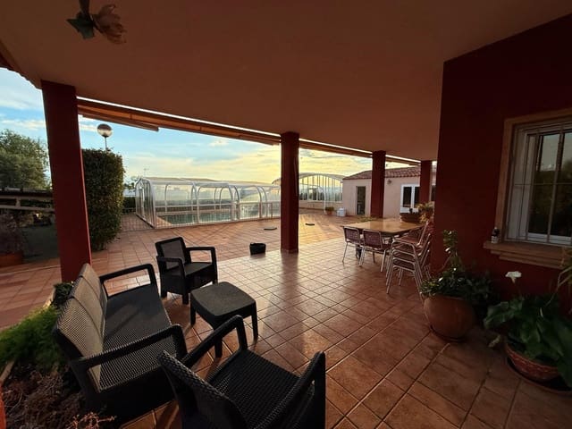 7 soverom Villa til salgs i Santa Pola med svømmebasseng garasje - € 1 375 000 (Ref: 8999529)