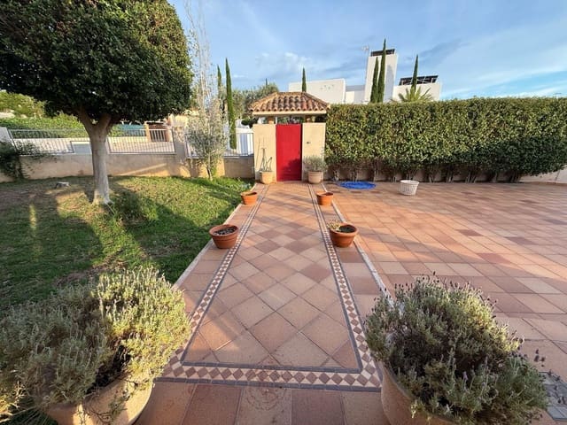 7 soverom Villa til salgs i Santa Pola med svømmebasseng garasje - € 1 375 000 (Ref: 8999529)