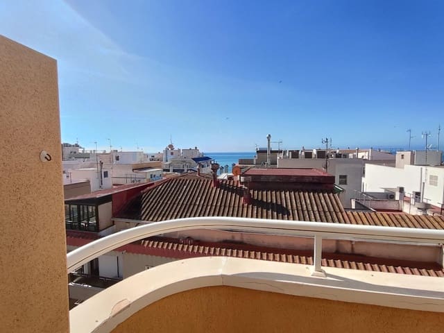 3 quarto Penthouse para venda em Torrevieja com garagem - 299 900 € (Ref: 9003646)