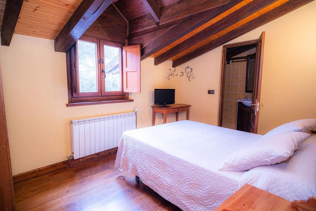 8 soveværelse Villa til salg i Lena - € 220.000 (Ref: 9003647)