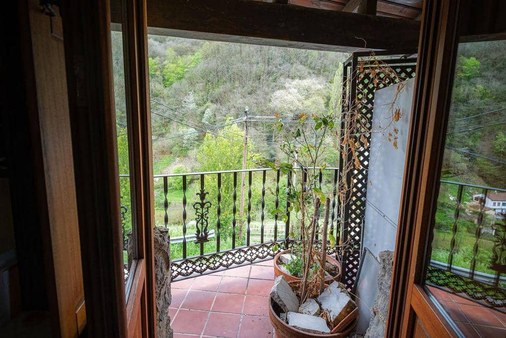 8 soveværelse Villa til salg i Lena - € 220.000 (Ref: 9003647)