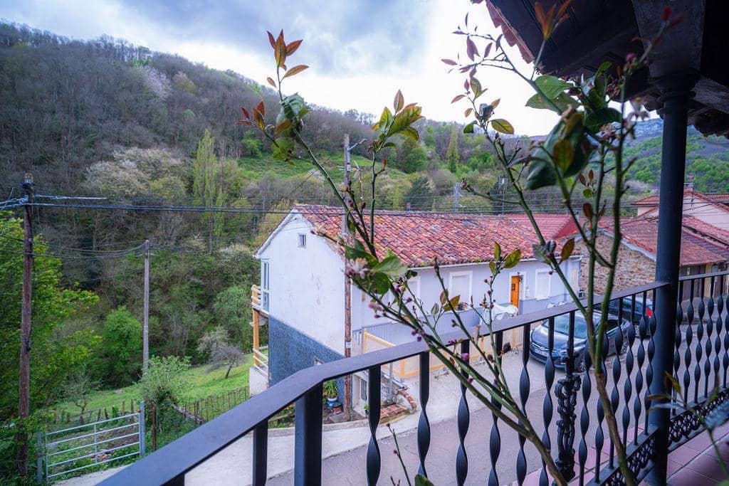 8 soveværelse Villa til salg i Lena - € 220.000 (Ref: 9003647)