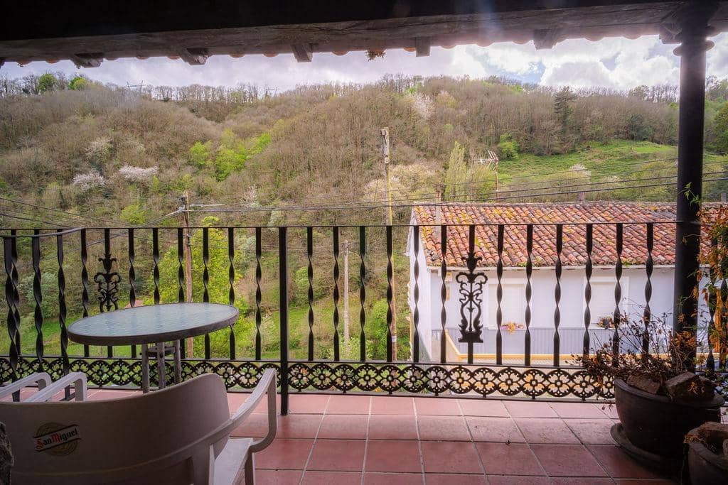 8 soveværelse Villa til salg i Lena - € 220.000 (Ref: 9003647)