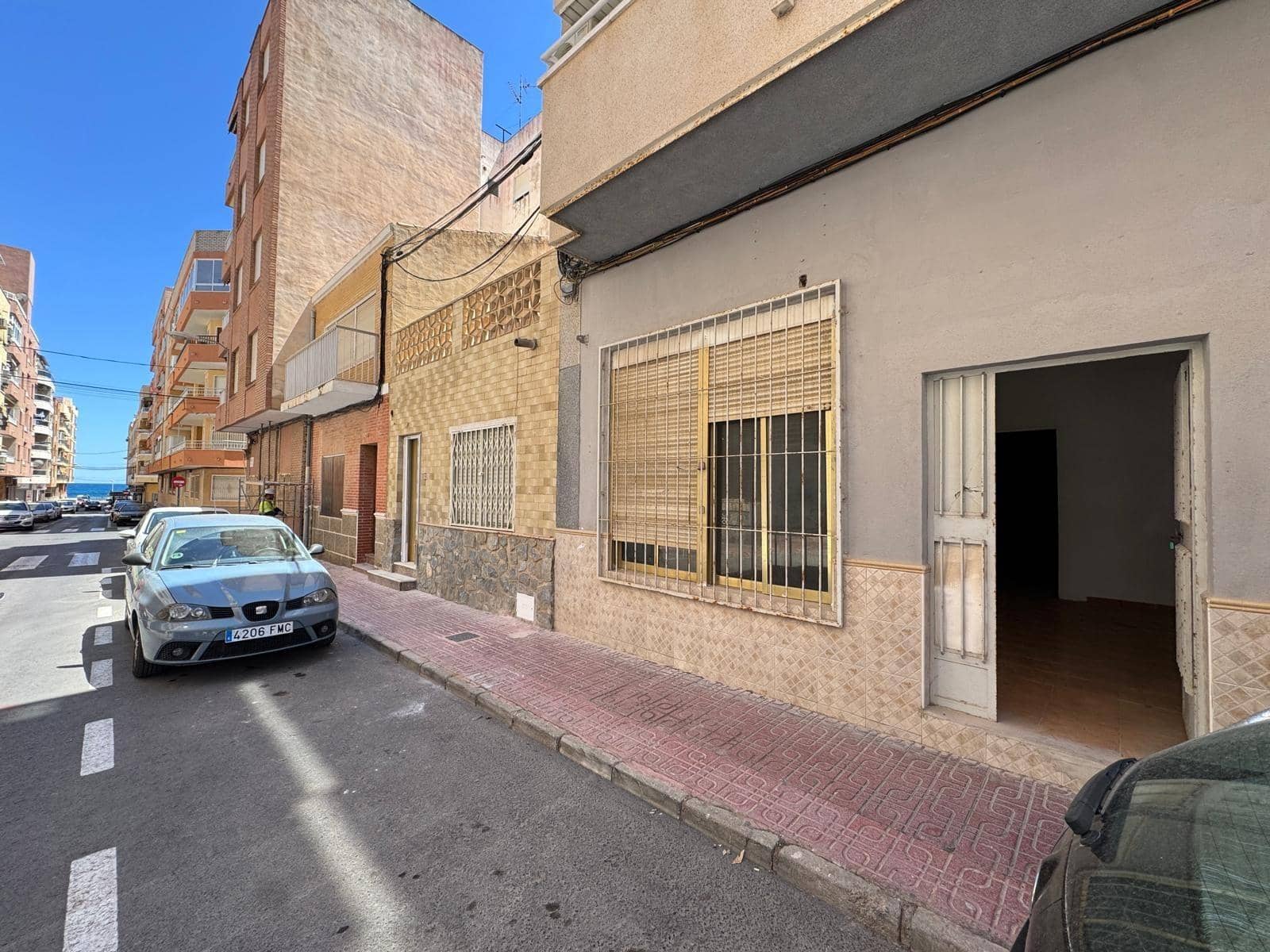 Commerciale in vendita in Torrevieja - 150.000 € (Rif: 9003651)