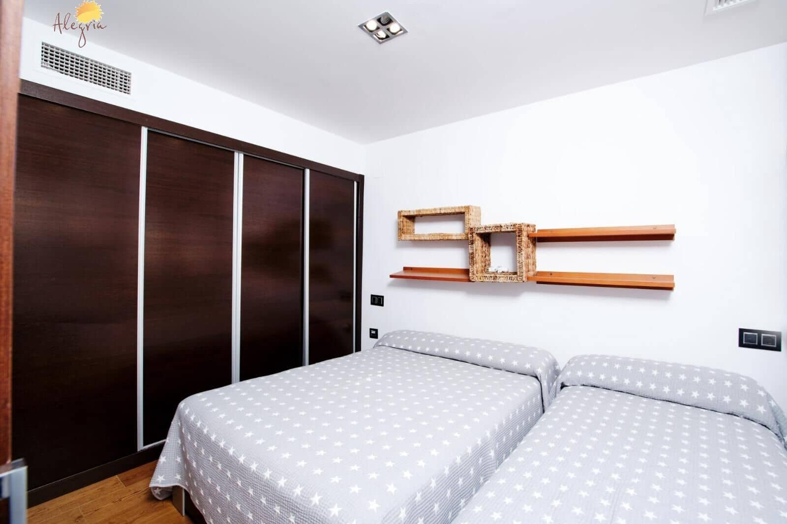 4 soveværelse Penthouse til salg i Torrevieja med garage - € 624.900 (Ref: 9004700)