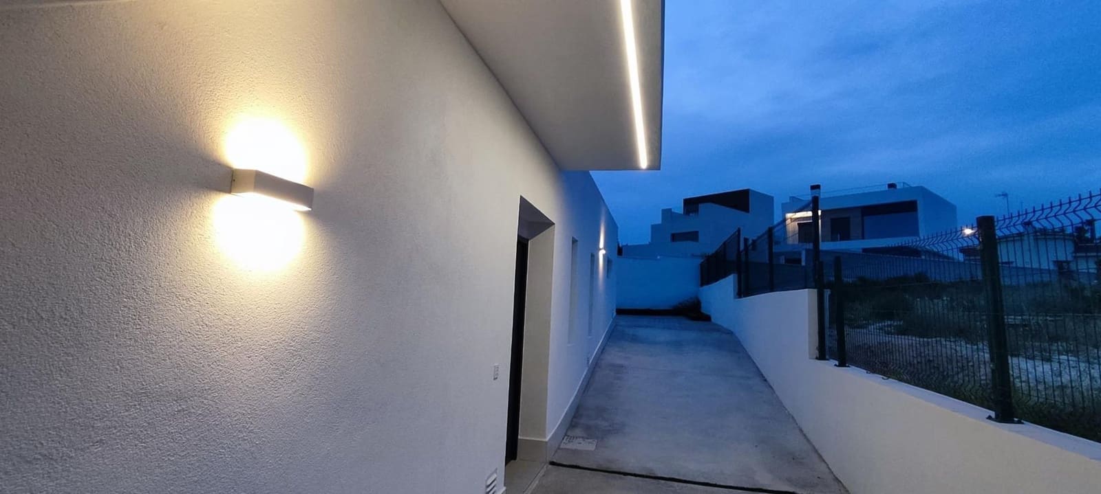 Chalet de 3 habitaciones en Ciudad Quesada en venta con piscina - 690.000 € (Ref: 9004702)