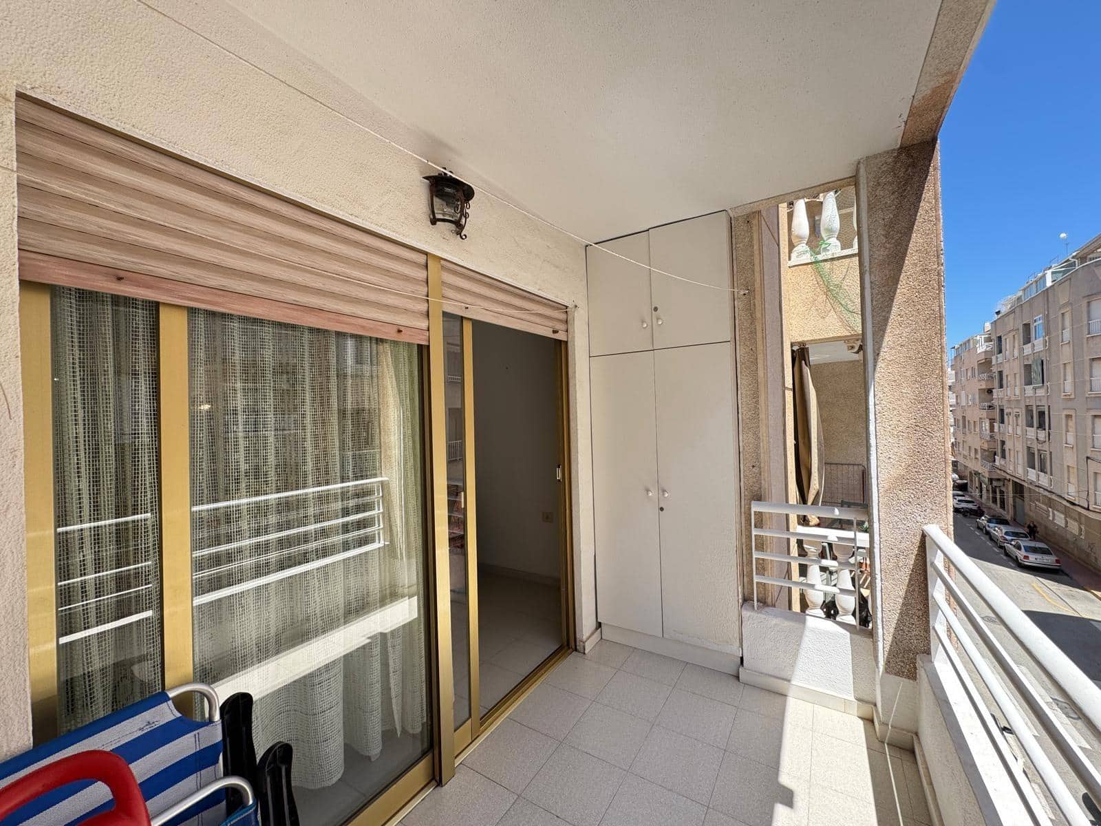 Apartamento de 2 habitaciones en Torrevieja en venta - 147.000 € (Ref: 9012578)