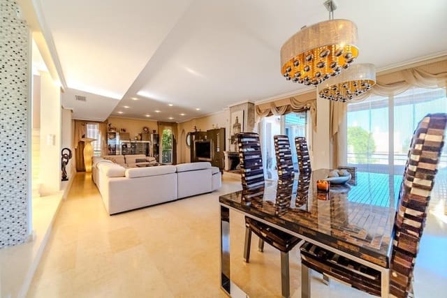 5 soveværelse Villa til salg i La Mata, Torrevieja - € 1.170.000 (Ref: 9015079)