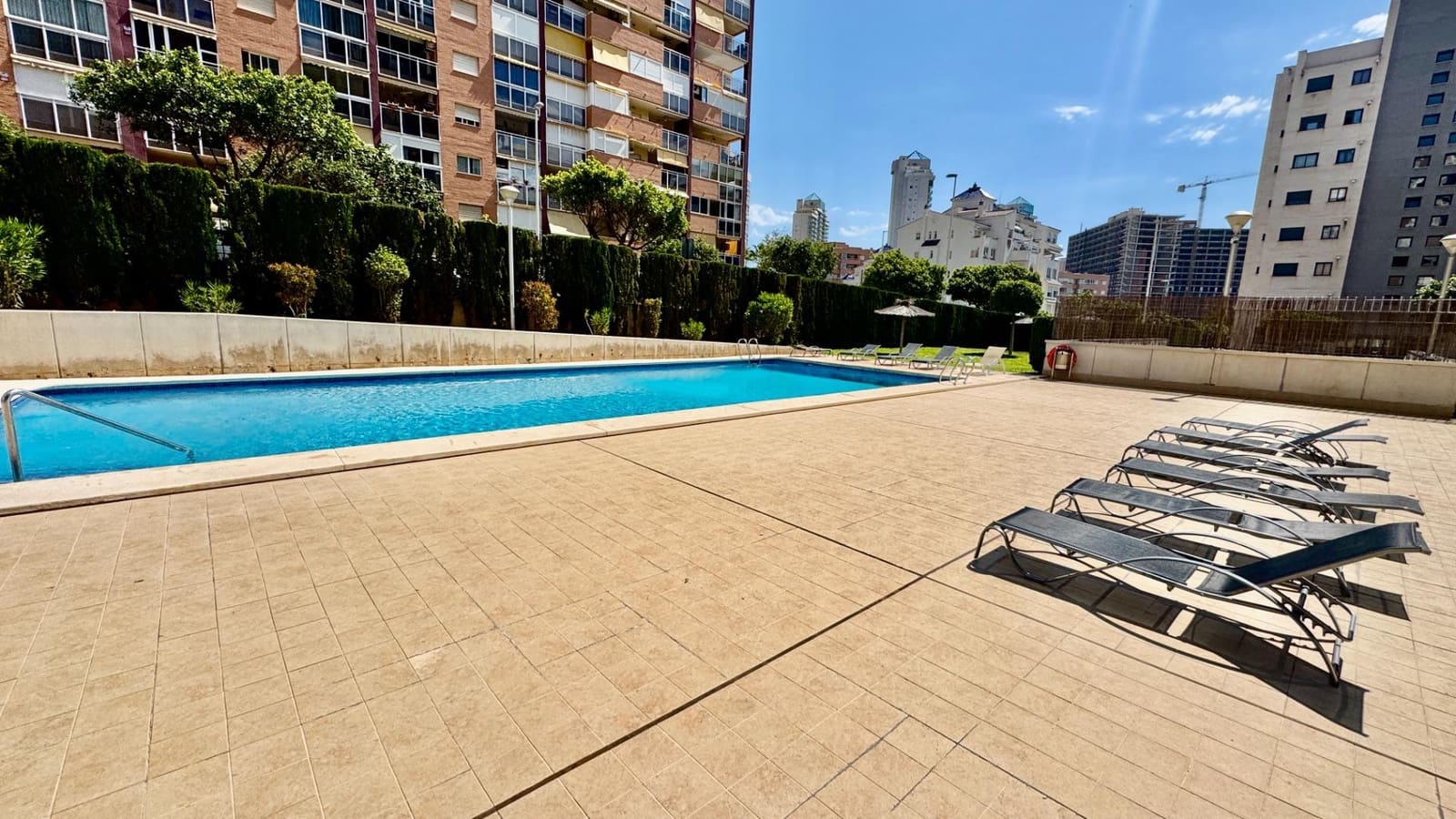 3 bedroom Apartment for sale in La Villajoyosa / Vila Joiosa with pool - € 498,000 (Ref: 9018222)