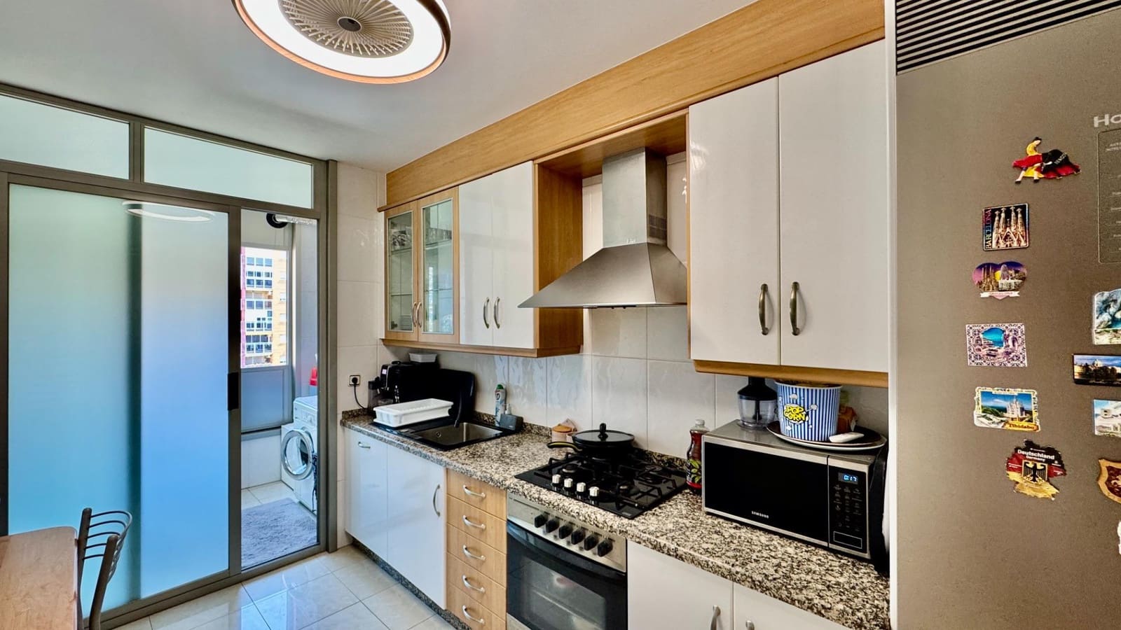 3 bedroom Apartment for sale in La Villajoyosa / Vila Joiosa with pool - € 498,000 (Ref: 9018222)