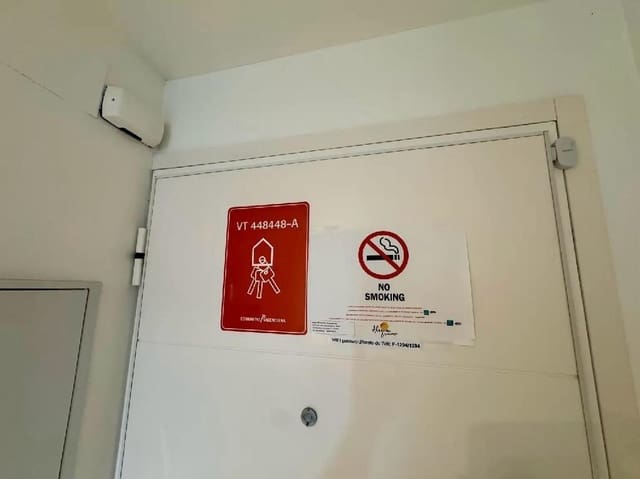 Apartamento de 2 habitaciones en Centro, Torrevieja en venta con piscina - 189.000 € (Ref: 9020895)