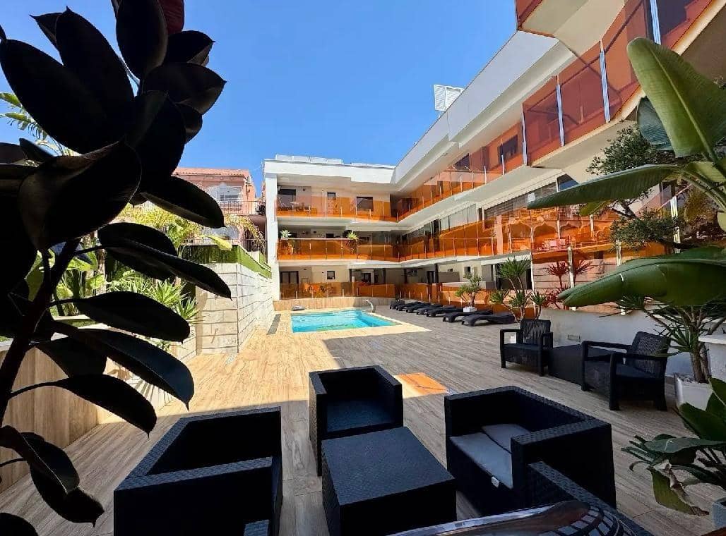 Apartamento de 2 habitaciones en Torrevieja en venta con piscina - 189.000 € (Ref: 9020895)